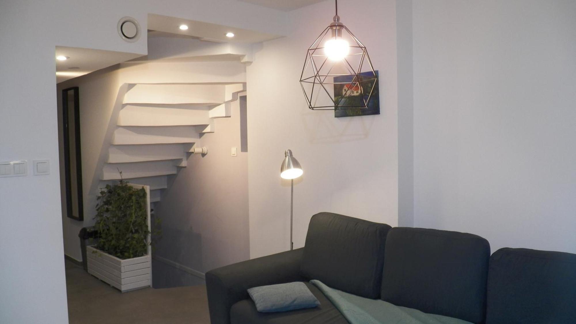 The Doubling Place Of Space And Time In Poland Apartment *